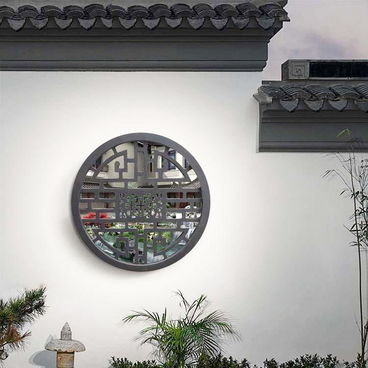 中国古镇风格客栈花窗镂空窗饰扇形多边形框架花朵图案矢量图素材